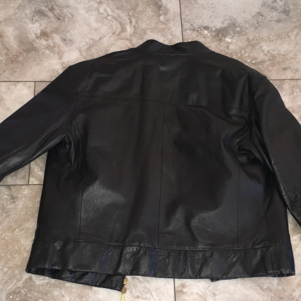 VERSACE REAL LEATHER EMBROIDERED FRONT ZIP PRETTY LINING JACKET SIZE XL … - Picture 8 of 14